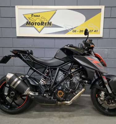 Ktm 1290 superduke R bj 2017