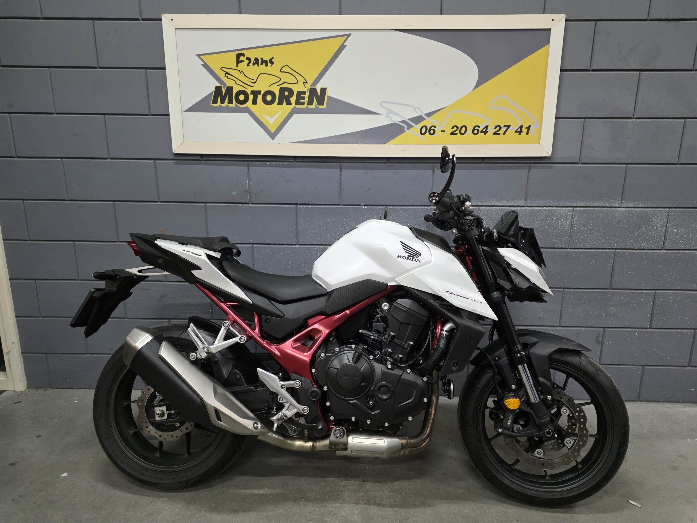 Honda cb750 bj 2025