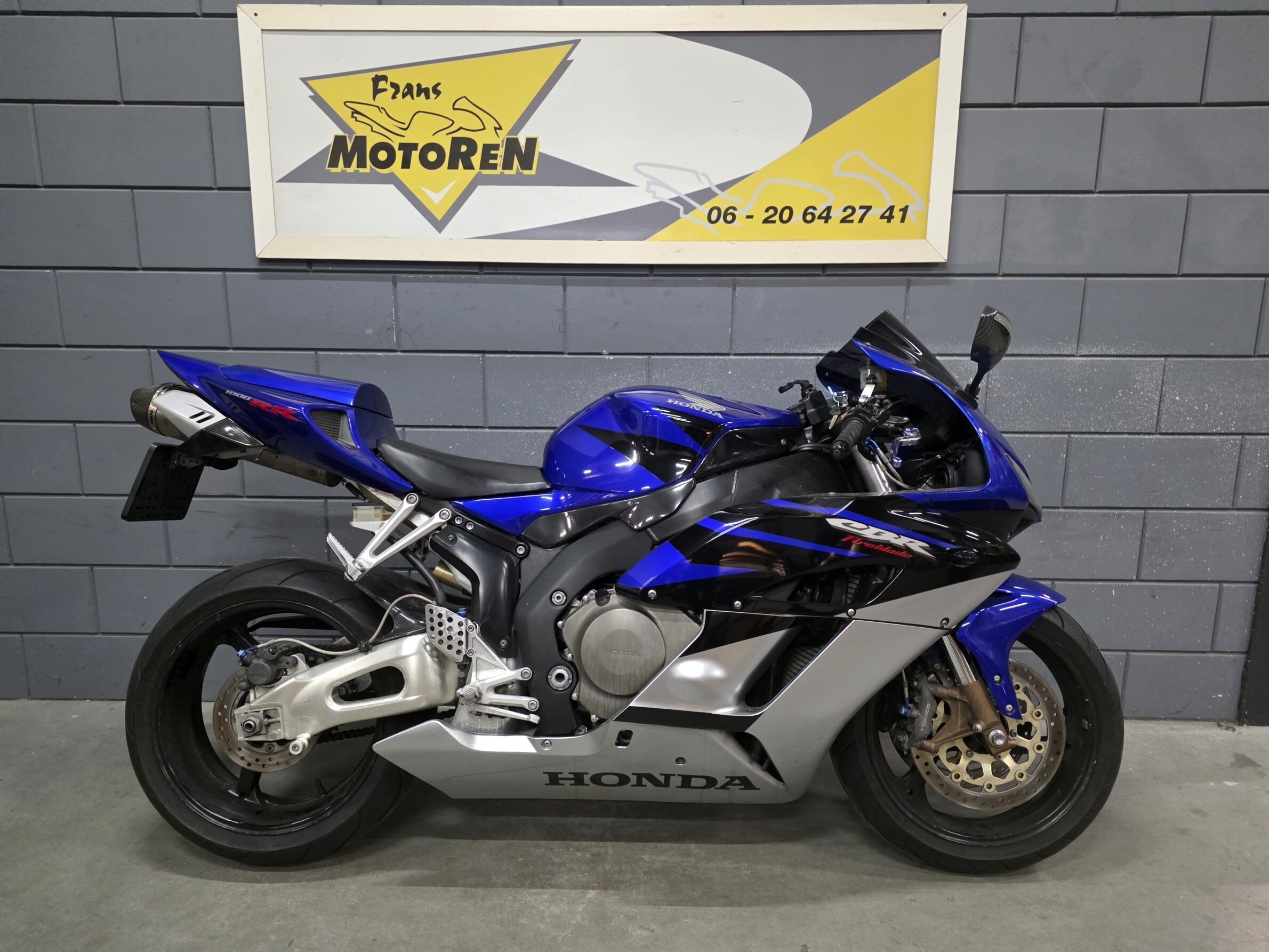 Honda cbr1000rr fireblade bj 2005