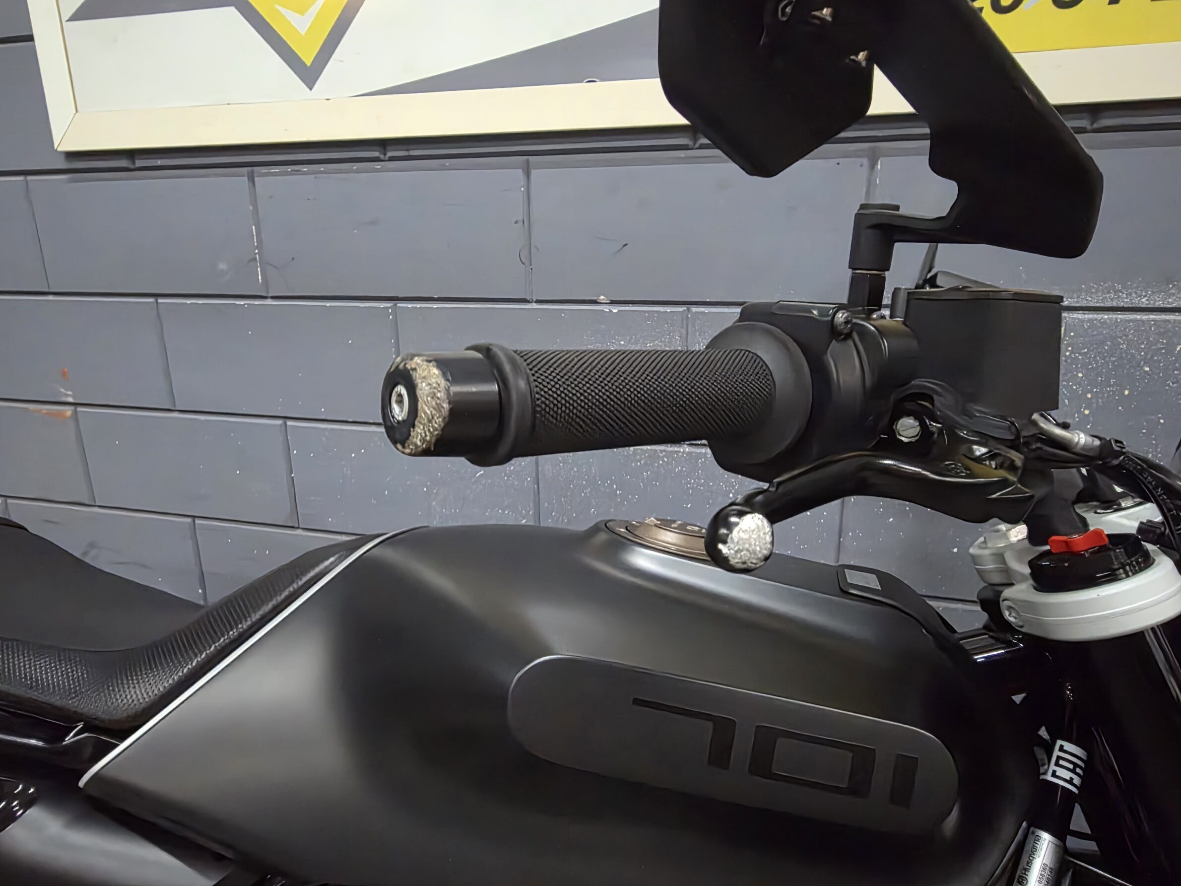 husqvarna svartpilen 701 bj 2019 - Afbeelding 6