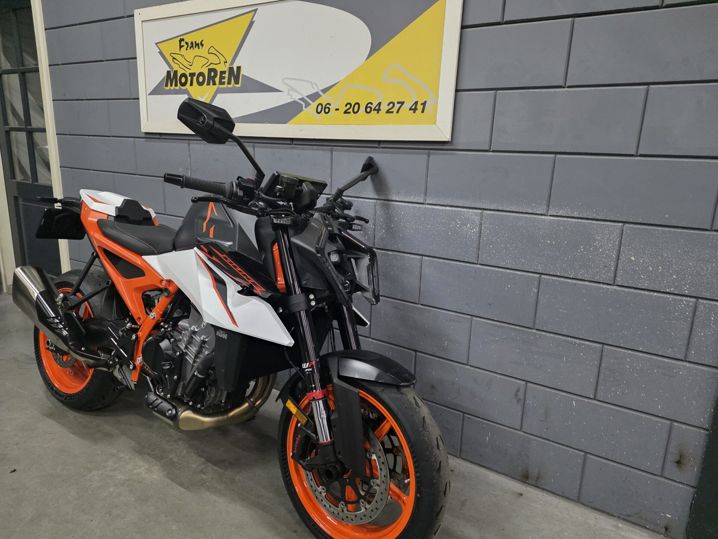 Ktm 990 duke R bj 2026 92km - Afbeelding 2